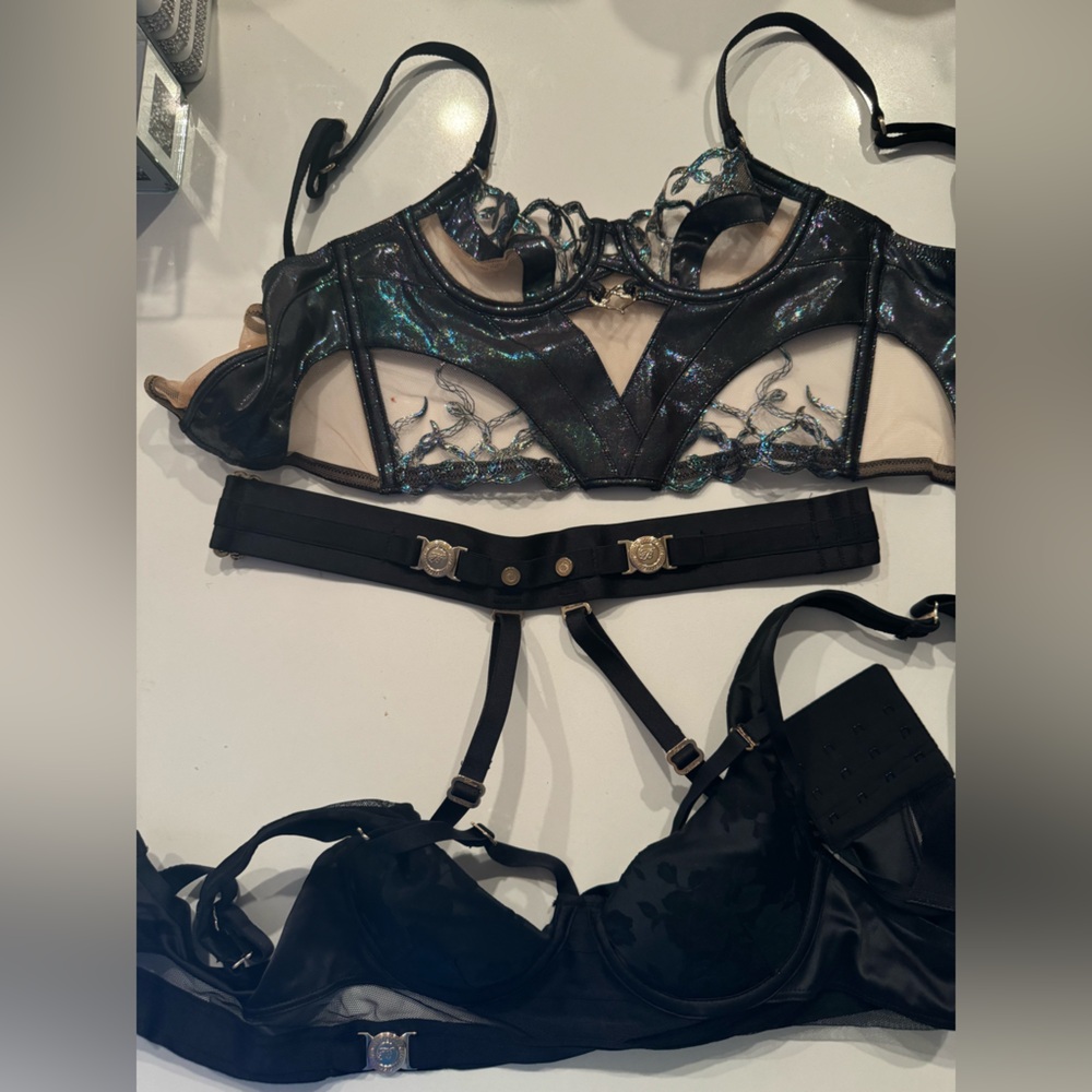 Bra and bralette honey birdette 30A and 32A